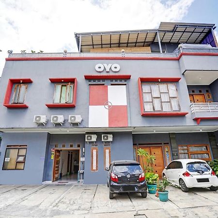 Oyo 1932 Srimahi Residence Bandung Exterior foto
